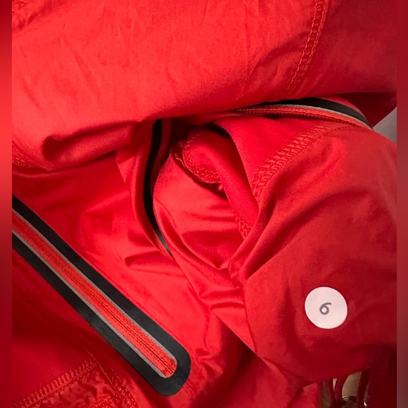 Lululemon Run: Nothin’ But Run jacket in Red size 6 - Picture 8 of 9